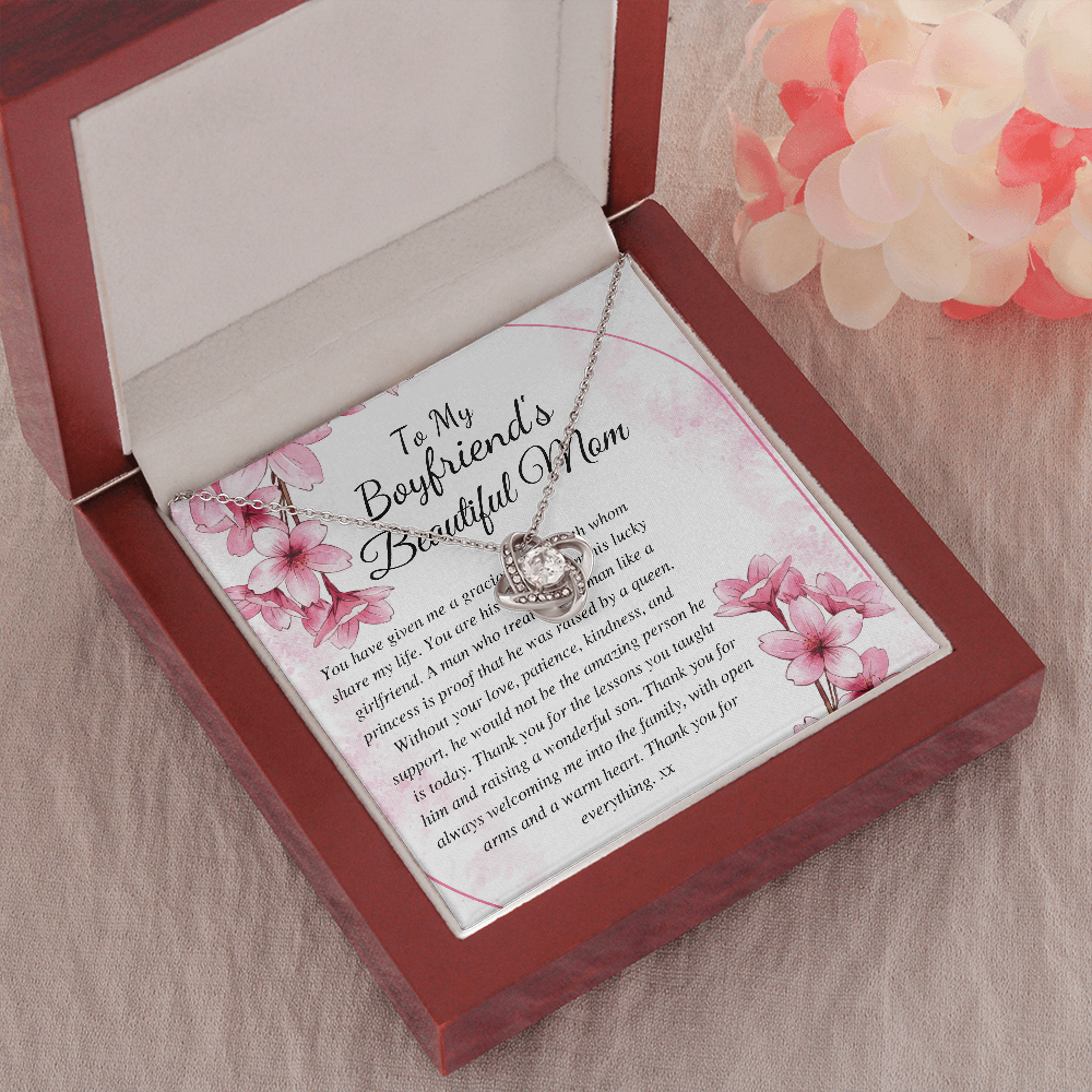 Boyfriend Mom Necklace, Gift for Boyfriend Mother, Birthday Gift, Christmas Gift, Mothers Day Gift for Boyfriends Mom, Lo brook