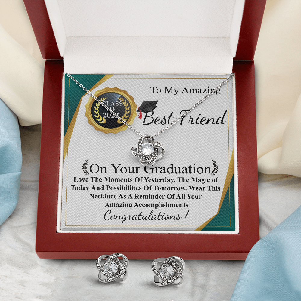 TO MY AMAZING BEST FRIENDS